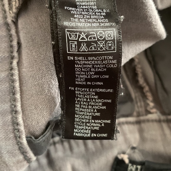 Forever 21 Denim Shorts - Picture 6 of 7